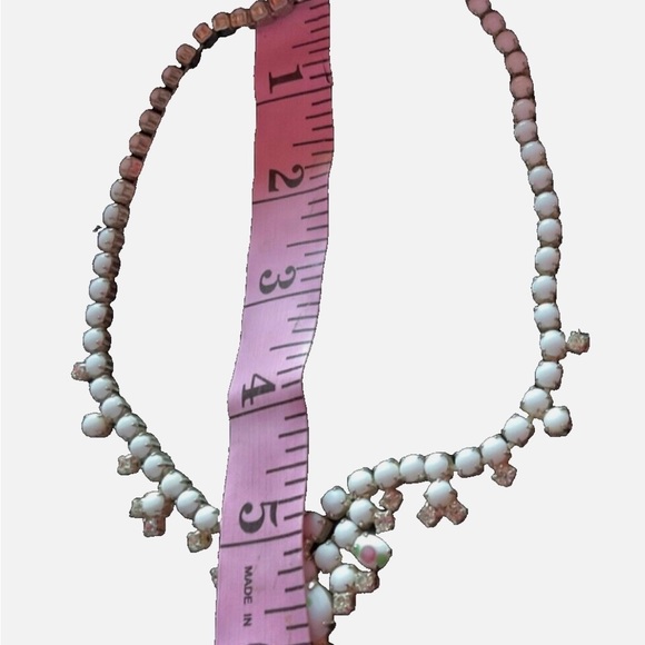 Vintage Milk Glass Necklace & Earrings - Picture 2 of 5